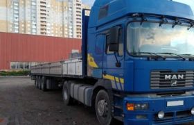 Основным отличием длинномера от обычного грузовика является его удлинённый кузов и большая грузоподъёмность. Аренда длинномера в Москве и МО