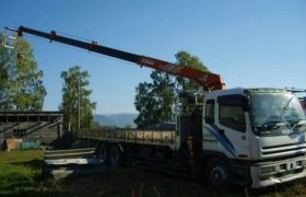 С помощью кранов манипуляторов можно выполнять погрузку и разгрузку на железной дороге, в порту, в складских терминалах. Аренда крана манипулятора в Москве и области