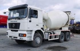 Автобетоносмеситель используется для приготовления раствора непосредственно на участке, доставки приготовленной смеси с завода на стройплощадку Аренда автобетоносмесителя в Москве и области