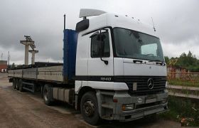 Основным отличием длинномера от обычного грузовика является его удлинённый кузов и большая грузоподъёмность. Аренда длинномера в Москве и МО